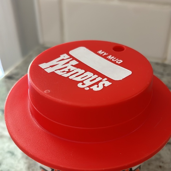 Vintage Wendy’s kid’s cup with lid - Picture 3 of 7